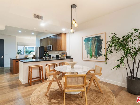 6001 Carlton Way 105, Los Angeles CA 90028