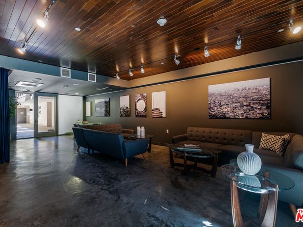 6001 Carlton Way 105, Los Angeles CA 90028