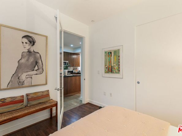 6001 Carlton Way 105, Los Angeles CA 90028