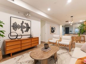 6001 Carlton Way 105, Los Angeles CA 90028