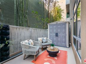 6001 Carlton Way 105, Los Angeles CA 90028