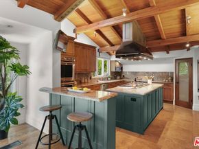 3310 Bennett Drive, Los Angeles CA 90068