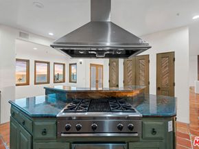 7047 Vista Del Mar Lane, Playa Del Rey CA 90293