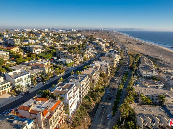 7047 Vista Del Mar Lane, Playa Del Rey CA 90293