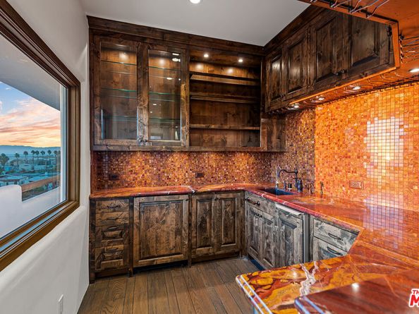 7047 Vista Del Mar Lane, Playa Del Rey CA 90293