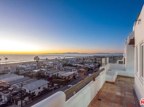 7047 Vista Del Mar Lane, Playa Del Rey CA 90293