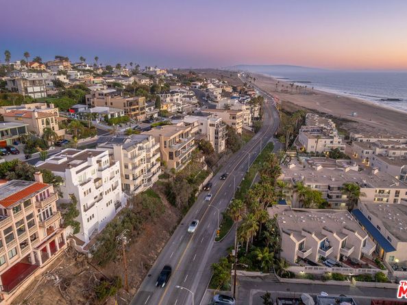7047 Vista Del Mar Lane, Playa Del Rey CA 90293