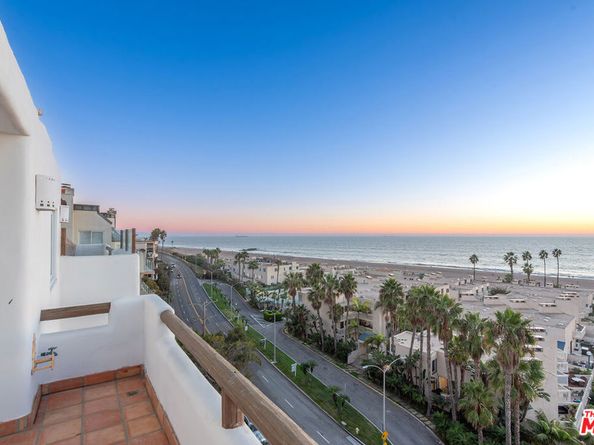 7047 Vista Del Mar Lane, Playa Del Rey CA 90293