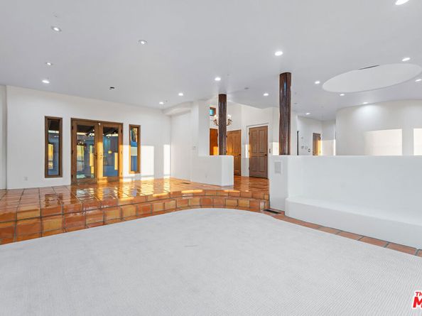 7047 Vista Del Mar Lane, Playa Del Rey CA 90293