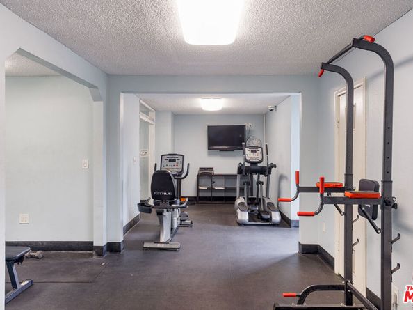 320 S Ardmore Avenue 111, Los Angeles CA 90020