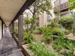 320 S Ardmore Avenue 111, Los Angeles CA 90020