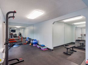 320 S Ardmore Avenue 111, Los Angeles CA 90020