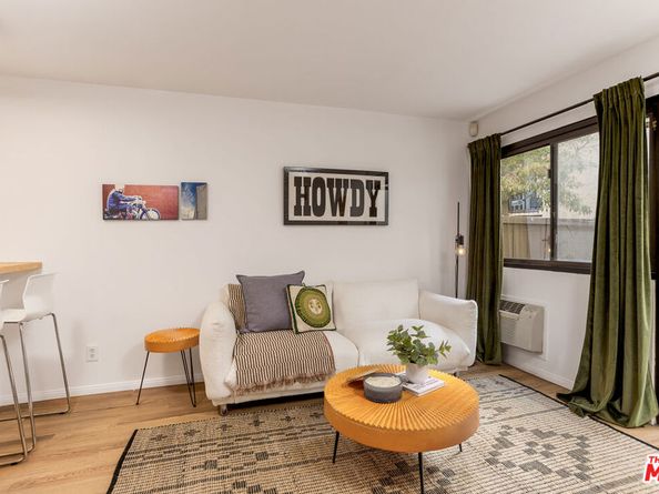 320 S Ardmore Avenue 111, Los Angeles CA 90020