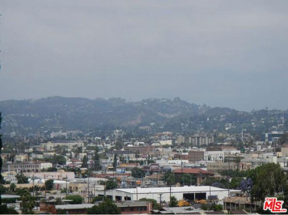 967 Lucile Avenue, Los Angeles CA 90026