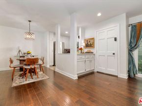 12416 Moorpark Street A, Studio City CA 91604
