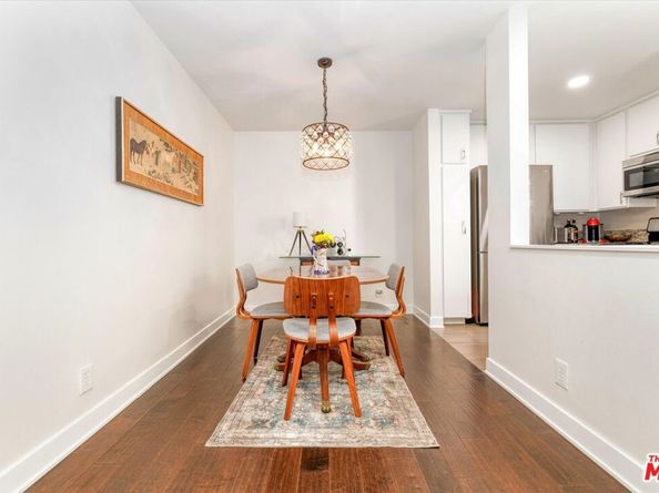 12416 Moorpark Street A, Studio City CA 91604