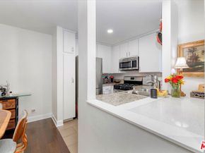 12416 Moorpark Street A, Studio City CA 91604