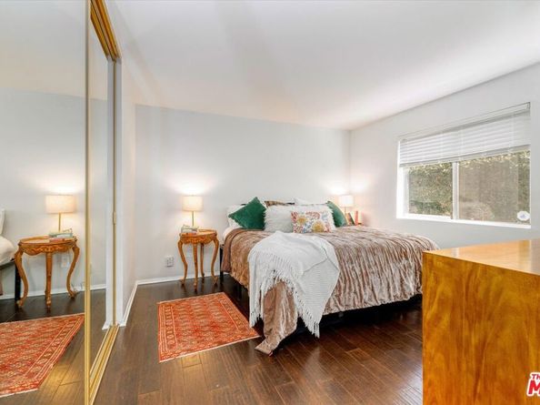 12416 Moorpark Street A, Studio City CA 91604