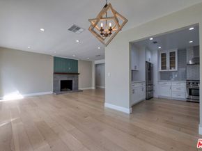12814 Collins Street, Valley Village CA 91607