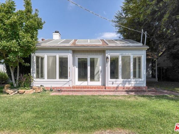 12814 Collins Street, Valley Village CA 91607