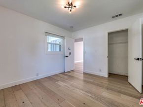 12814 Collins Street, Valley Village CA 91607