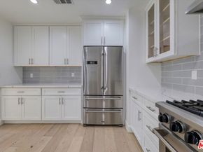 12814 Collins Street, Valley Village CA 91607