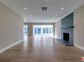 12814 Collins Street, Valley Village CA 91607