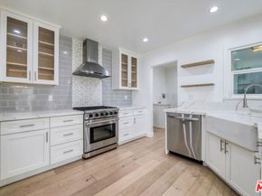 12814 Collins Street, Valley Village CA 91607