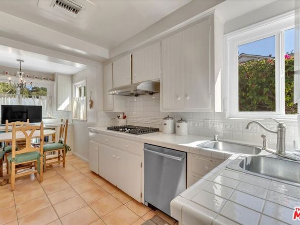 4157 Woodcliff Road, Sherman Oaks CA 91403