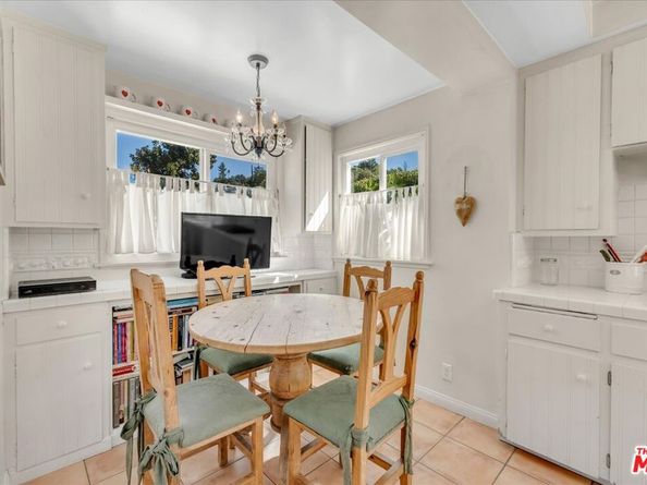 4157 Woodcliff Road, Sherman Oaks CA 91403