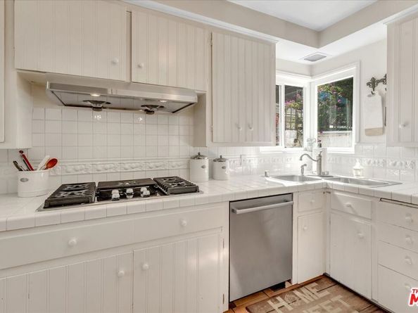 4157 Woodcliff Road, Sherman Oaks CA 91403