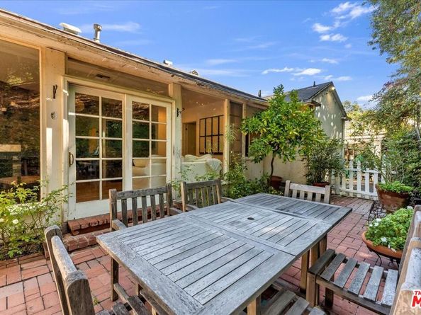 4157 Woodcliff Road, Sherman Oaks CA 91403