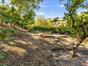 4157 Woodcliff Road, Sherman Oaks CA 91403