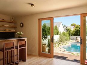 408 N Beachwood Drive, Los Angeles CA 90004