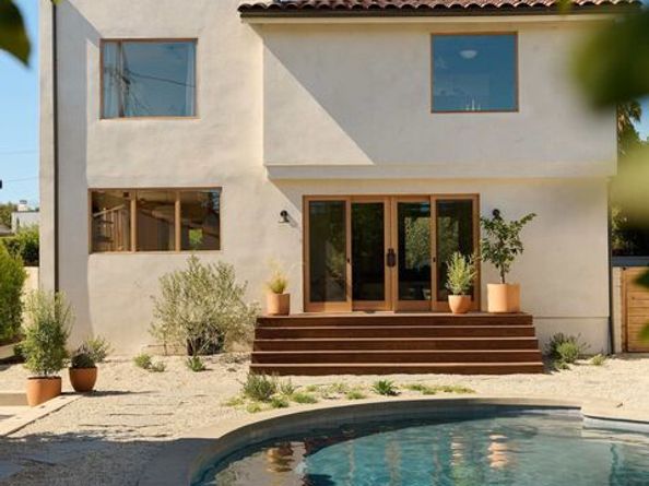 408 N Beachwood Drive, Los Angeles CA 90004