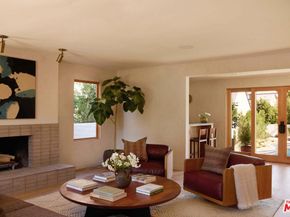 408 N Beachwood Drive, Los Angeles CA 90004