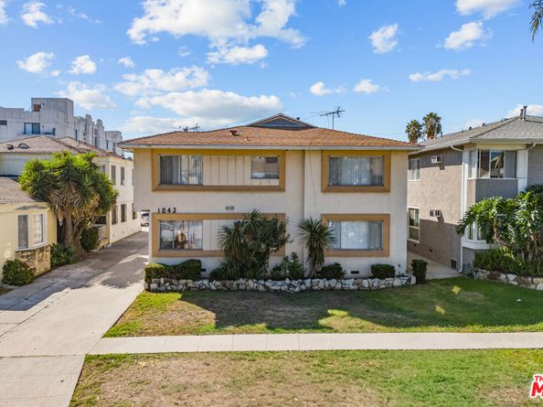 1043 S Holt Avenue, Los Angeles CA 90035