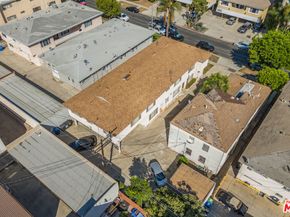 1043 S Holt Avenue, Los Angeles CA 90035