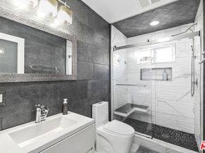 3012 W 73rd Street, Los Angeles CA 90043