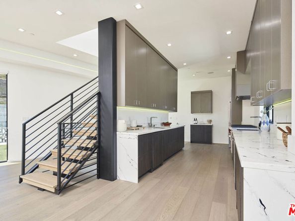 4338 Huntley Avenue, Culver City CA 90230