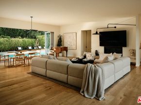 2635 Carman Crest Drive, Los Angeles CA 90068