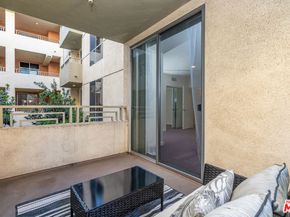 1222 S Westgate Avenue 205, Los Angeles CA 90025