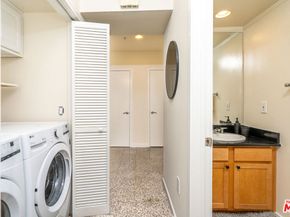 1222 S Westgate Avenue 205, Los Angeles CA 90025