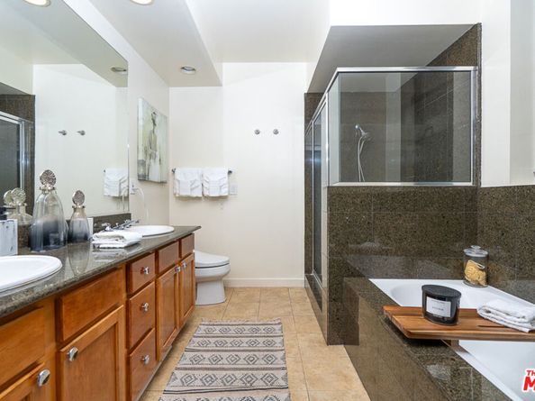 1222 S Westgate Avenue 205, Los Angeles CA 90025