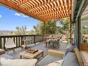 1553 Penny Road, Topanga CA 90290