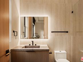 4528 Matilija Avenue, Sherman Oaks CA 91423