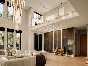 4528 Matilija Avenue, Sherman Oaks CA 91423