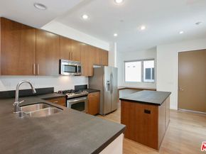 6001 Carlton Way 204, Los Angeles CA 90028