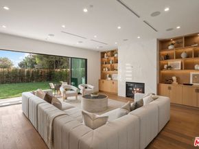 1742 Preuss Road, Los Angeles CA 90035