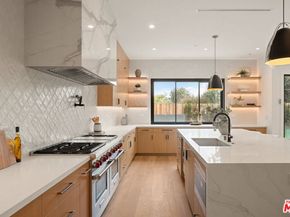 1742 Preuss Road, Los Angeles CA 90035